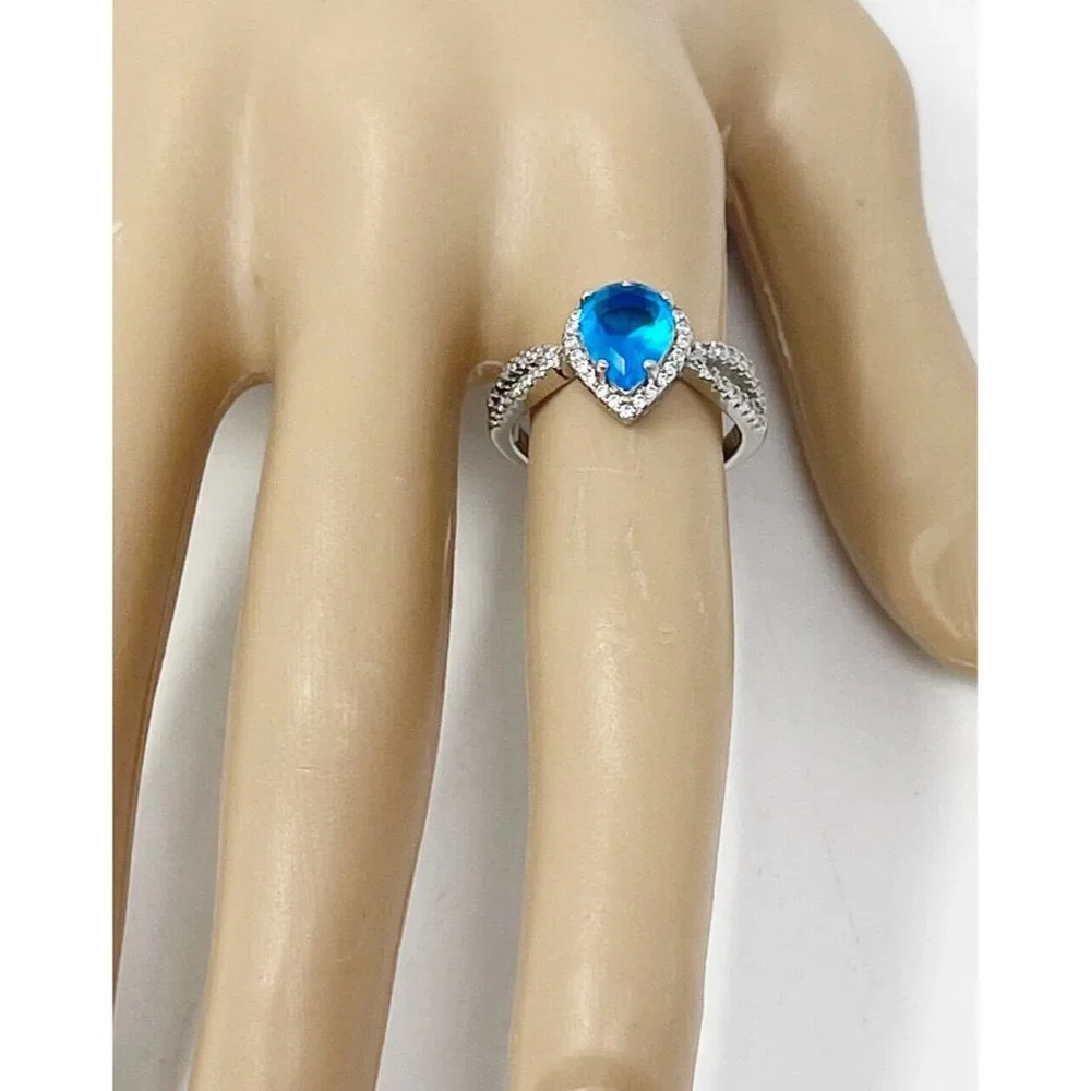 925 Sterling Silver Blue & Clear Cubic Zirconia Dinner Cocktail Ring Size 7